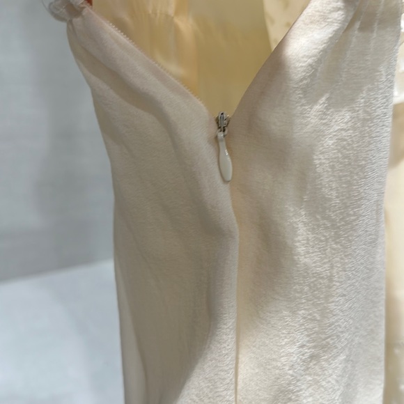 Juliette Longuet ivory silk dress. Size 2 Eur 36. Side zip. EUC - Picture 5 of 9